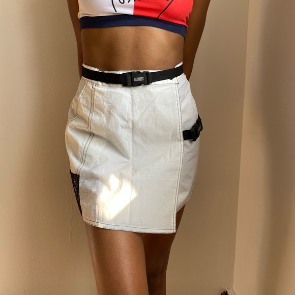 Request Mini Skirt | Size S - Picture 16 of 16